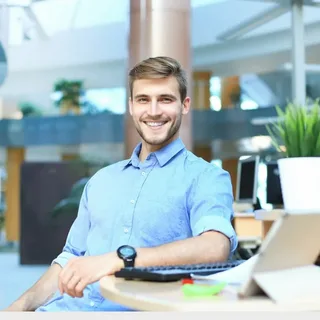 Hassan R., Business Bay